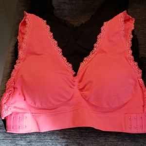 Sports bras New Size XL